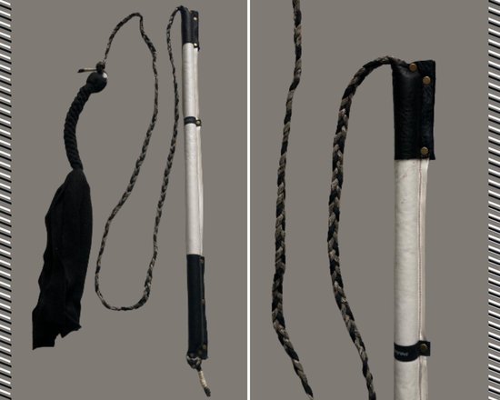 Hondenspeelgoed, Flirt Pole maat 1 in de kleuren offwhite, zwart, bruin. Hondenhengel - hondenspeelgoed - Hondentraining - hondenspeelhengel - trektouw - spelen en leren - dog training - ShukoGear by MadeByShuko