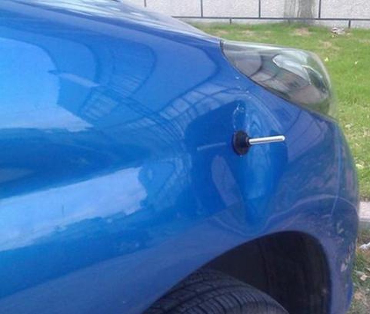 8 Reasons Why Winter is Ideal for Paintless Dent Repair (PDR