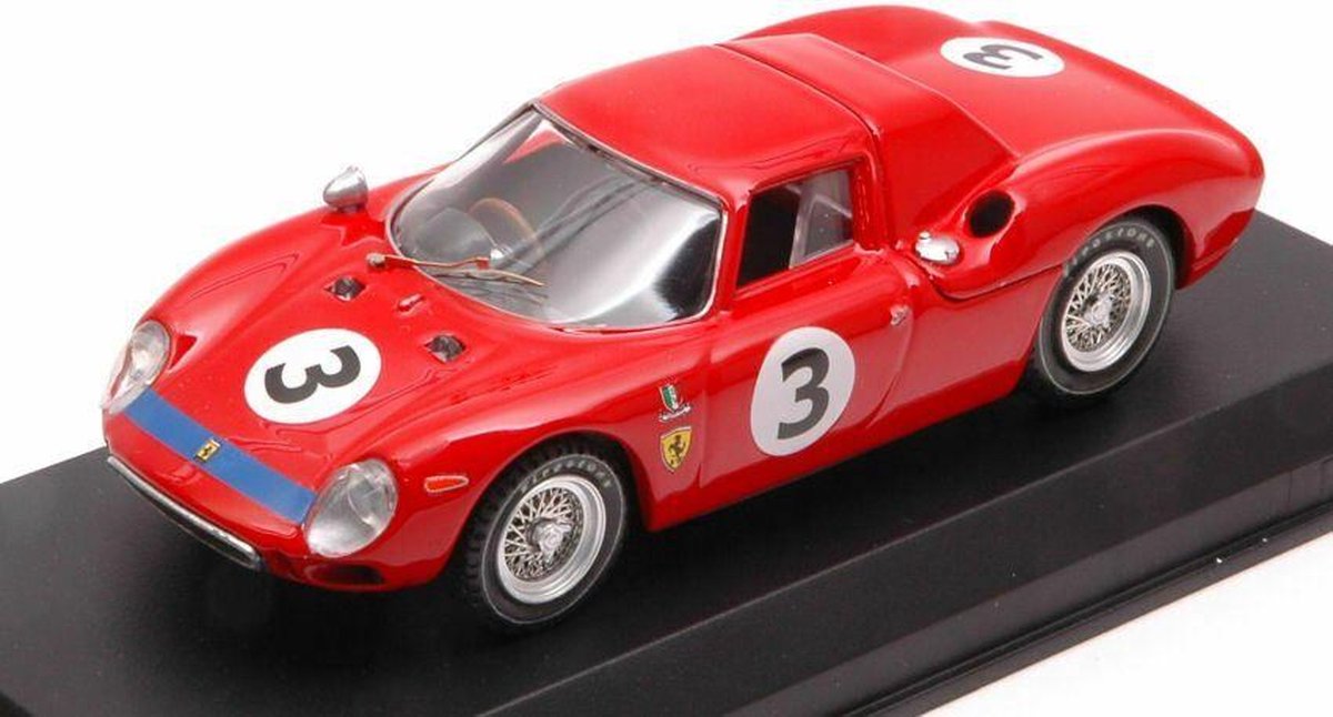 De 1:43 Diecast Modelcar van de Ferrari 250 LM #3 Winnaar van de 12H Surfers Paradise van 1966. De bestuurder was J. Stewart. De fabrikant van het schaalmodel is Best Model. Dit model is alleen online verkrijgbaar