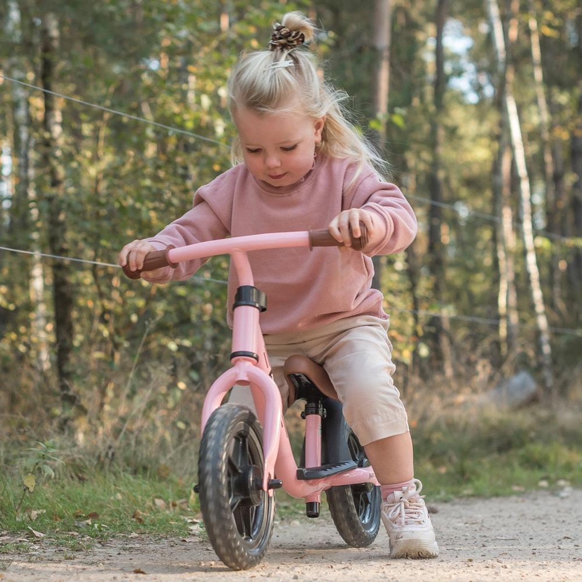 Bandits & Angels Metalen Loopfiets Starter Roze met Voetenplank vanaf 2 Jaar - Limited Edition - Vintage Roze Loop Fiets - Verstelbaar Zadel 29 tot 39 cm - Meisjes - Compact en Veilig - Lage Instap met Voetenplank — afbeelding 8