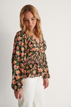 NA-KD Smocked Waist Dames Blouse - Maat 38