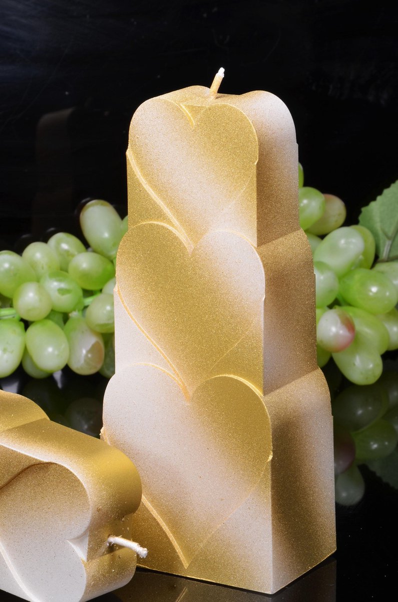 Candles by Milanne Gestapelde hartenkaars handgemaakt GOUD-WIT, hoogte 19 cm - BEKIJK VIDEO - Valentijnsdag special