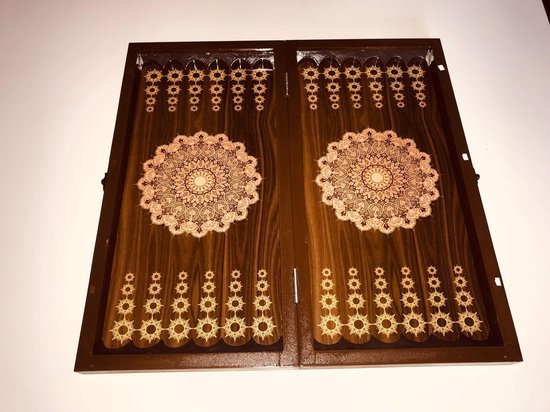 Thumbnail van een extra afbeelding van het spel Walnoot Houten Handgemaakte Perzische Backgammon, Cadeau voor verjaardag , Hoge kwaliteit Backgammon Set 47X44X7cm