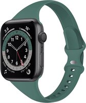 Compatible apple watch bandje - By Qubix - Sportbandje Slim Fit - Groen - Geschikt voor Apple Watch 42mm / 44mm / 45mm - Apple watch series 3/4/5/6/7