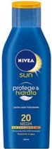Nivea Sun Protect And Moisture Spf20 200ml