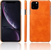 Shieldcase geschikt voor Apple iPhone 12 / 12 Pro - 6.1 inch vintage leren hoesje - oranje + glazen Screen Protector