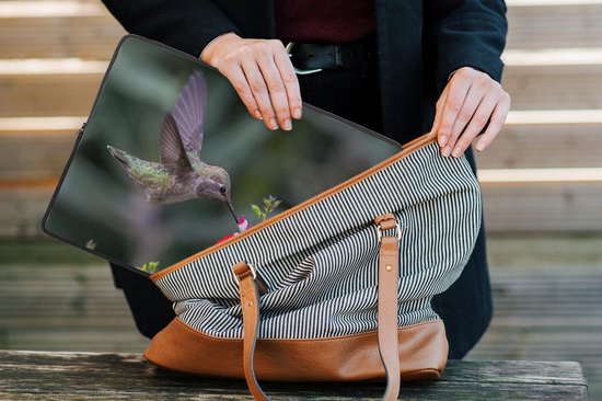 Housse ordinateur 13 pouces 34x24 cm - Colibri Calliope - Housse Macbook & Laptop Un colibri calliope vole près d'une fleur - Housse ordinateur portable avec photo