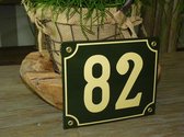 Emaille huisnummer 18x15 groen/creme nr. 82