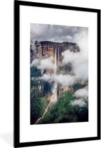 Fotolijst incl. Poster - Wolken omringen het landschap van het Nationaal park Canaima - 80x120 cm - Posterlijst