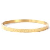 Bangle met tekst- LA VIE EST BELLE- roestvrij staal-4 mm-goudkleurig