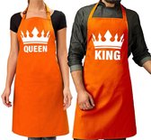 Koppel cadeau set: 1x King keukenschort oranje heren + 1x Queen keukenschort oranje dames - Cadeau huwelijk/ bruiloft/ Koningsdag