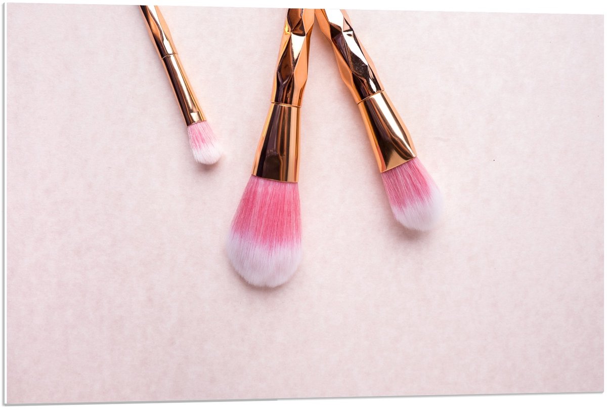 KuijsFotoprint Forex - Goud met Roze Make-up Kwasten - 90x60cm Foto op Forex Wit