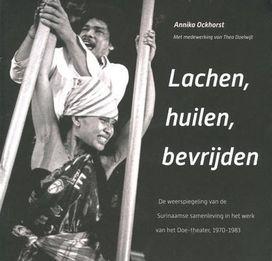 Cover van het boek 'Lachen huilen bevrijden' van Annika Ockhorst