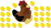 Pluche bruine kippen/hanen knuffel van 25 cm met 24x stuks mini kuikentjes 3 cm - Paas/pasen decoratie