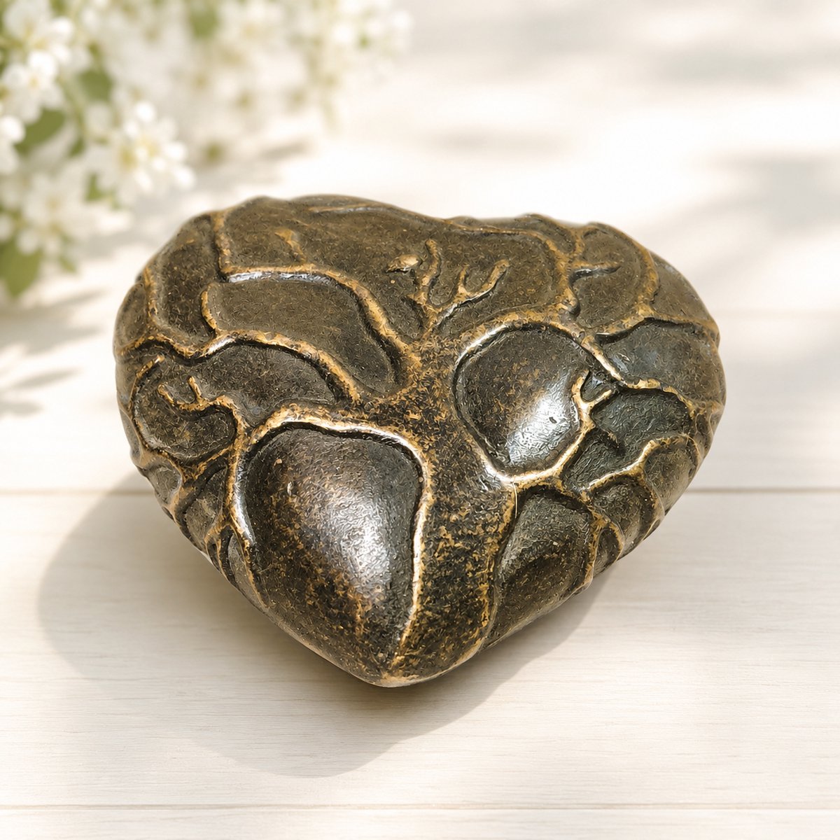 Memories Rouwcollectie - Urn - Hart met levensboom - Brons - Mini urn - 4 x 4 x 7 cm