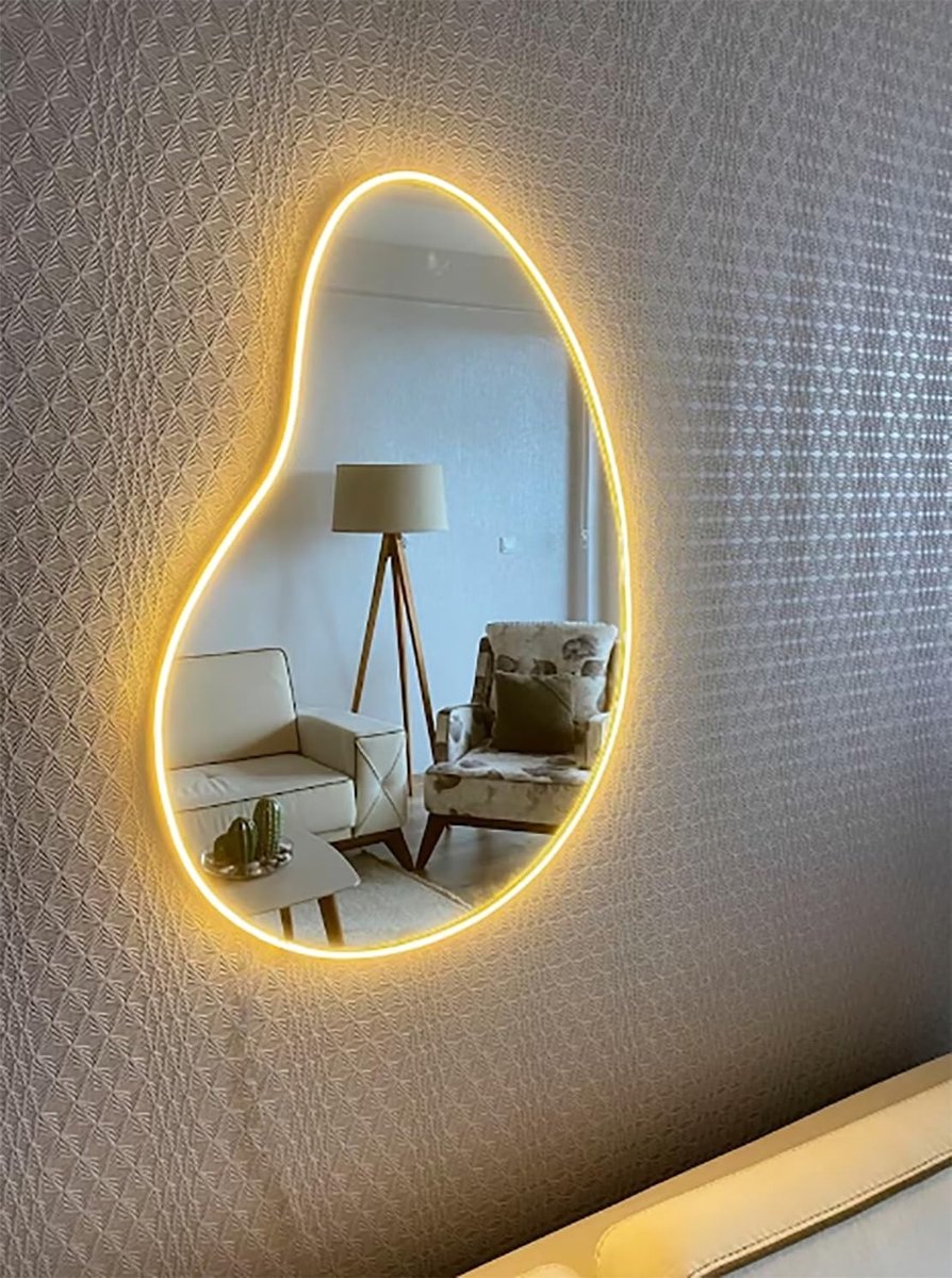 Neon Acryl Spiegel in Hartvorm met Golvende Letter voor Gothische Wanddecoratie in Slaapkamer en Studie