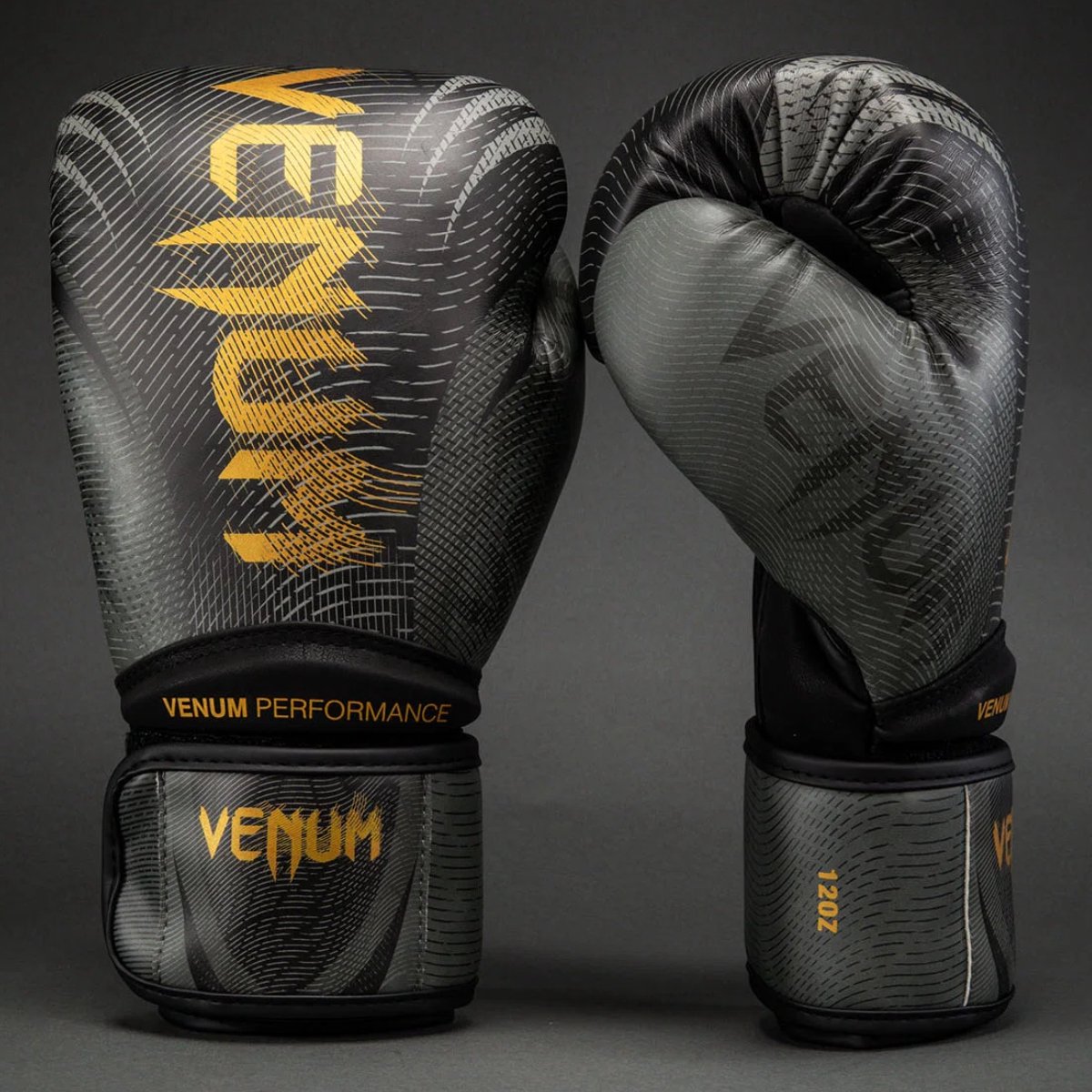 Venum Galactic 3.0 Bokshandschoenen – Voor Boksen & Kickboksen – Zwart/Goud - 16 OZ