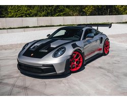 Porsche 911 992.1 GT3 RS (Silver) 1:8 GT-Spirit GTS802001
