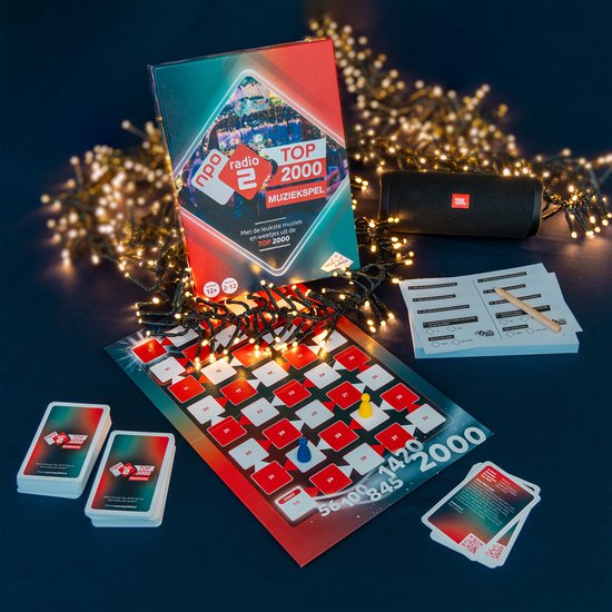 Top 2000 Muziekquiz bordspel, met kaarten, spelbord, dobbelsteen en lichtjes.