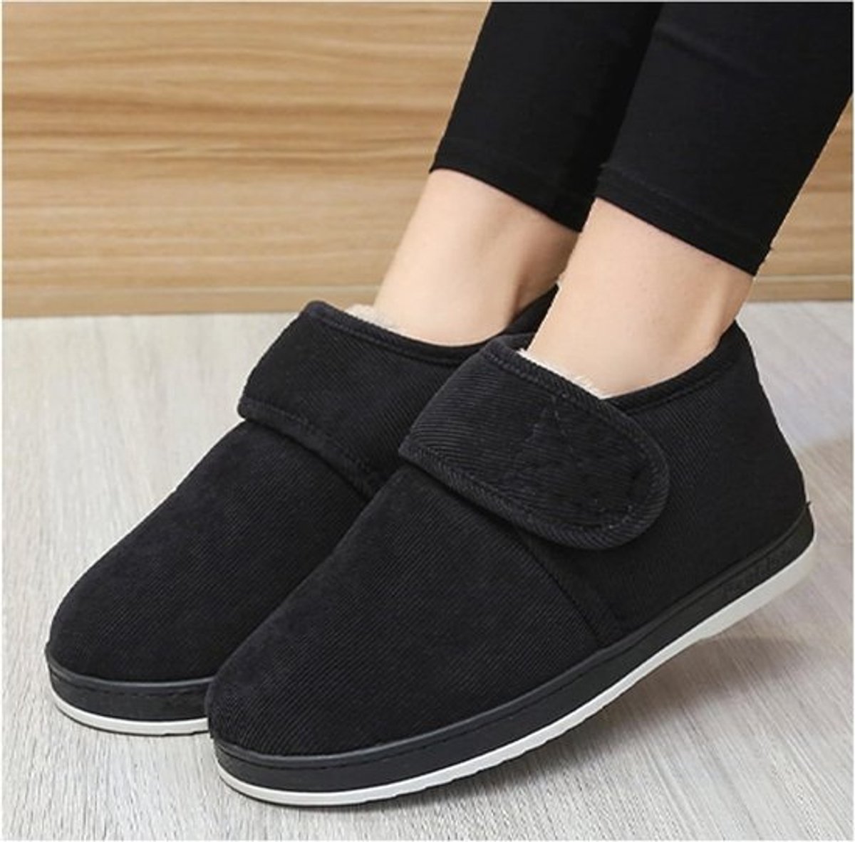 Comfortabele Pantoffels voor Dames met Brede Pasvorm en Antislip Zolen - Perfect voor Gezwollen Voeten, Diabetisch en Artritis