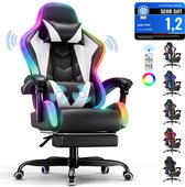 Zwart-witte gamestoel met voetsteun, massagefunctie en instelbare RGB-verlichting.