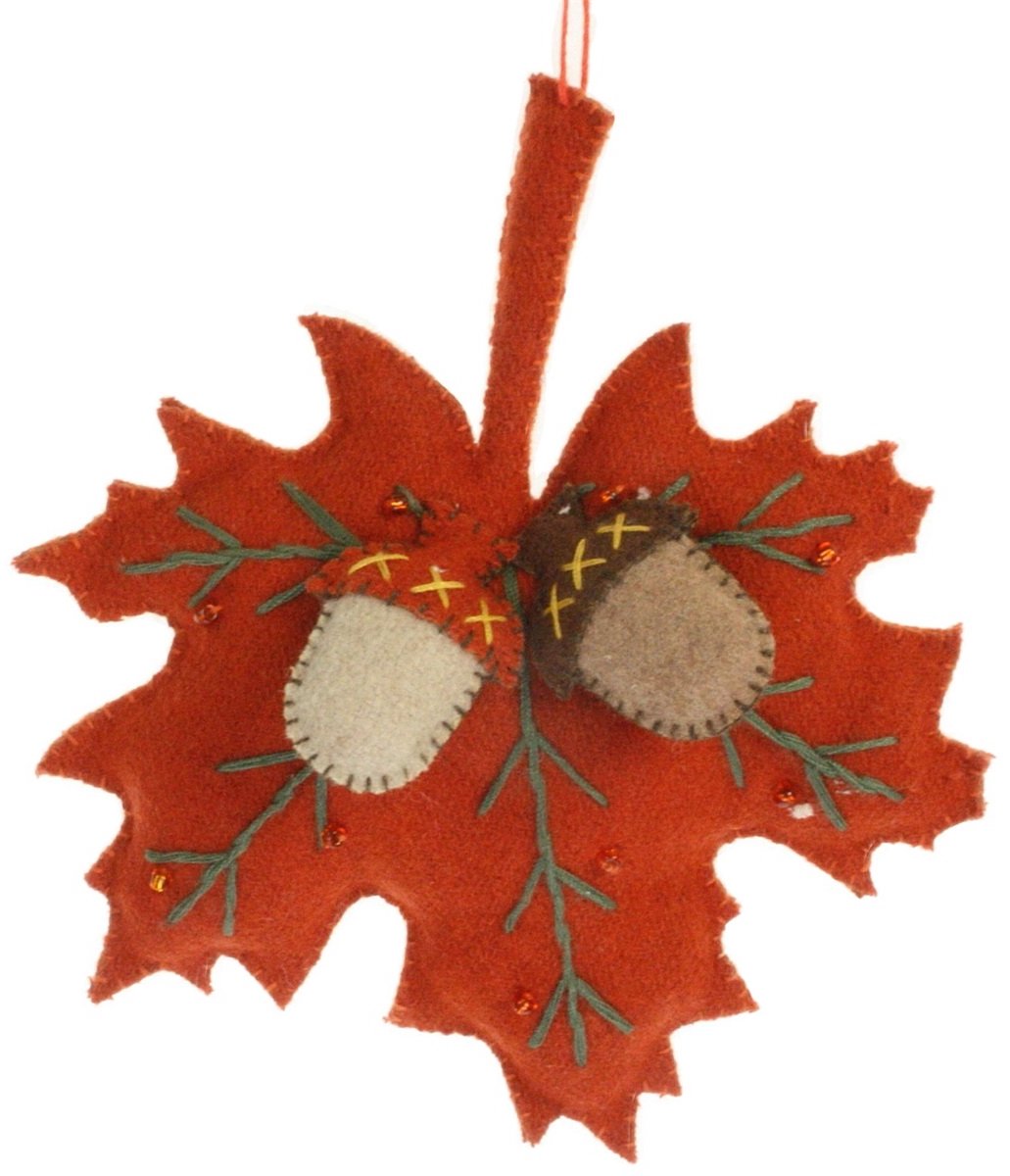 Blad met eikels donkeroranje, vilt 12x4x14cm