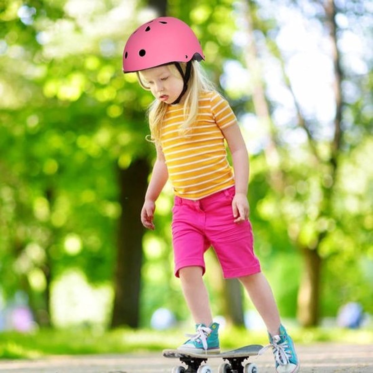 Rolschaatshelmen - Veiligheidshelm - Multisport Bescherming - Versterkte ABS Schaal - 25.7 x 21.3 x 16.4 cm - Roze