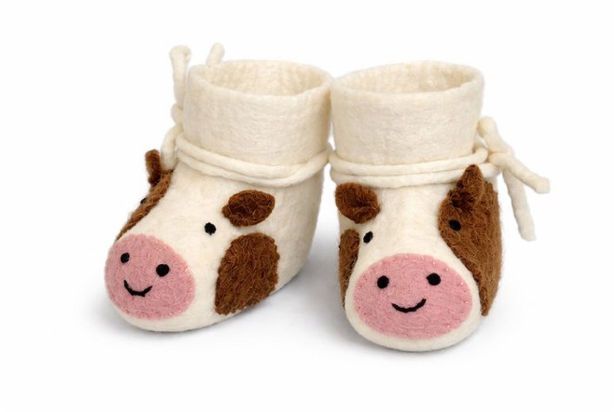 BeYoona Babyslofjes koe – Vilten Babyschoentjes – Fairmade – Unisex – Maat 9 cm – Wit/Bruin