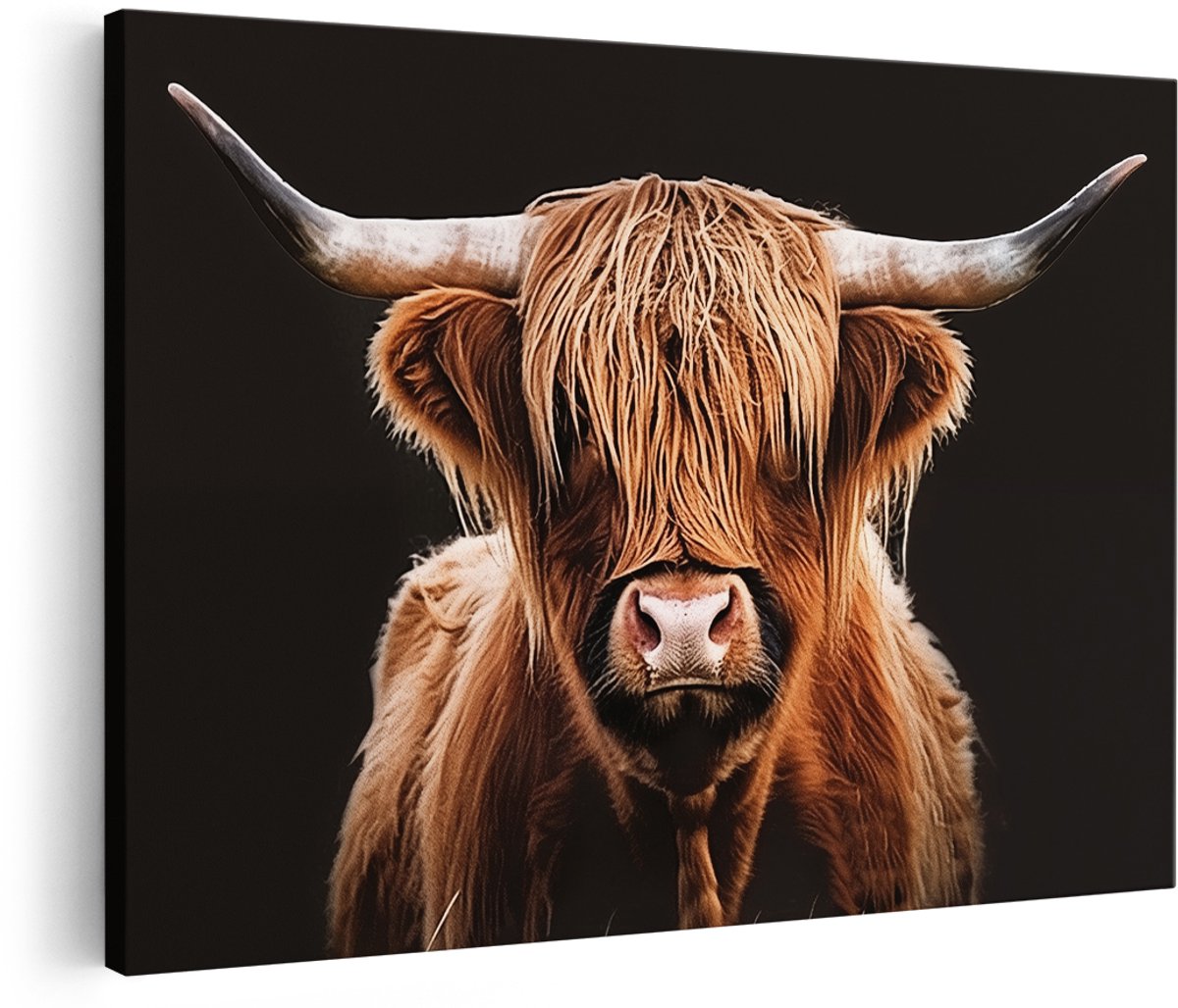 Artaza Canvas Schilderij Schotse Hooglander Koe met Lange Hoorns - Dieren - 180x120 cm - Groot - Wanddecoratie Woonkamer - Schilderijen - Muurdecoratie