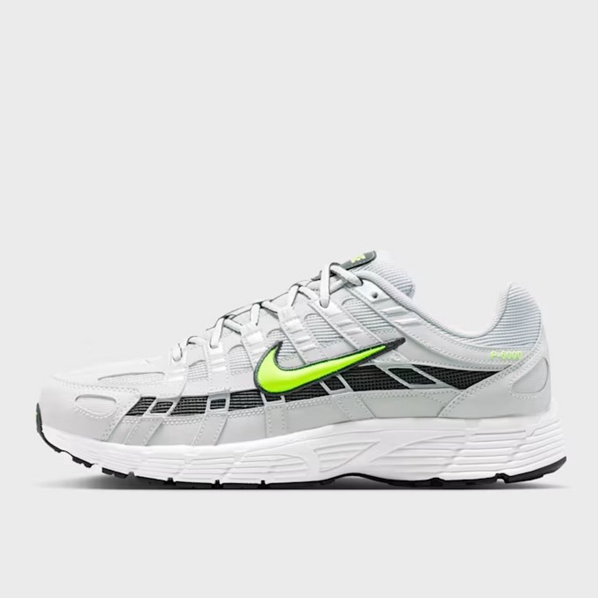 Nike p-6000 Volt Zilver