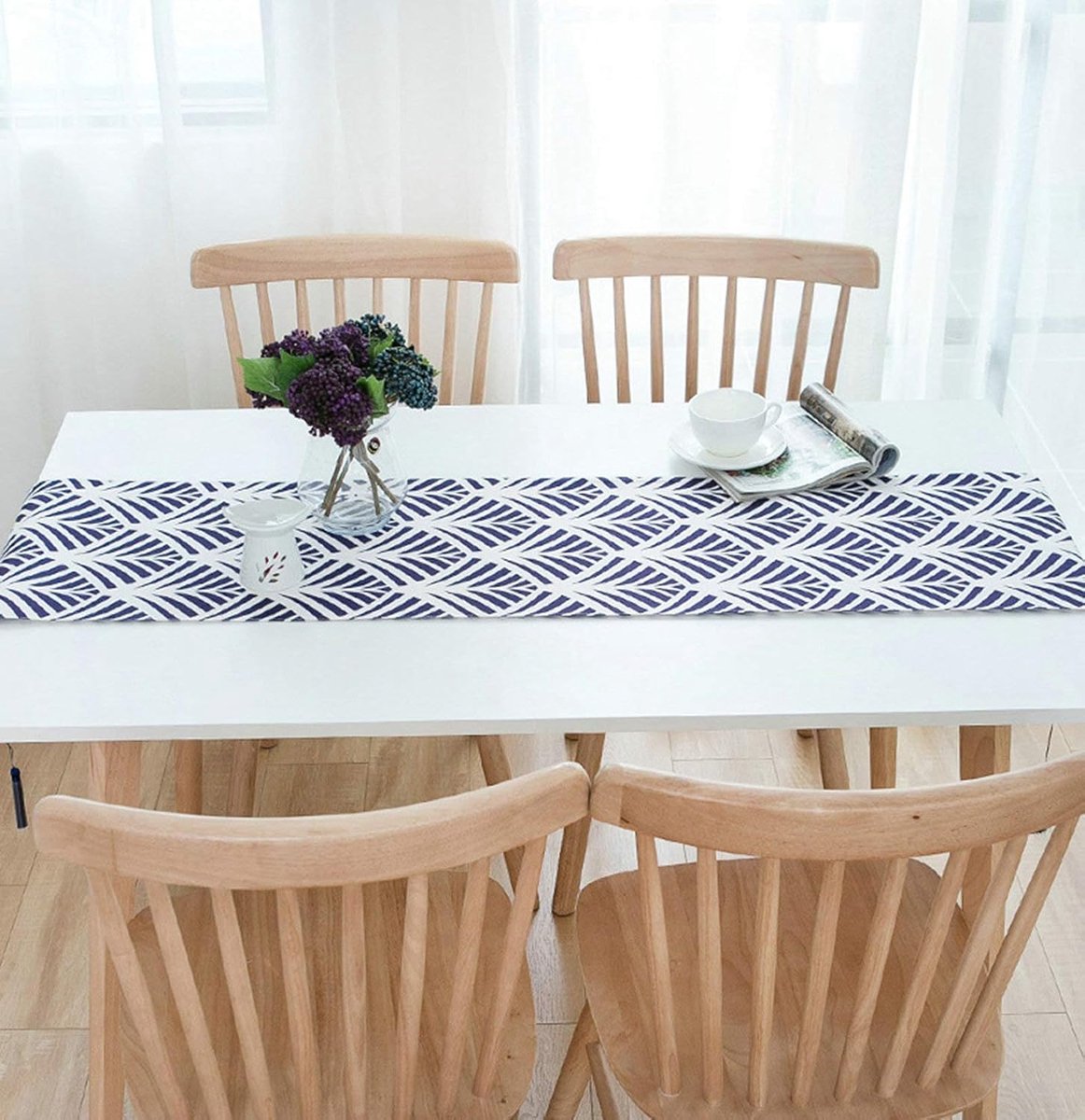 Tafelloper - Tafeldecoratie Runner - Feestelijke Decoratie - Wasbaar en Strijkbaar - 33x200cm - Wit-Donkerblauw