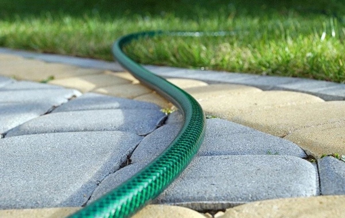 Cellfast Economic Serie - Tuinslang - 5/8" - 30m - Drie Lagen