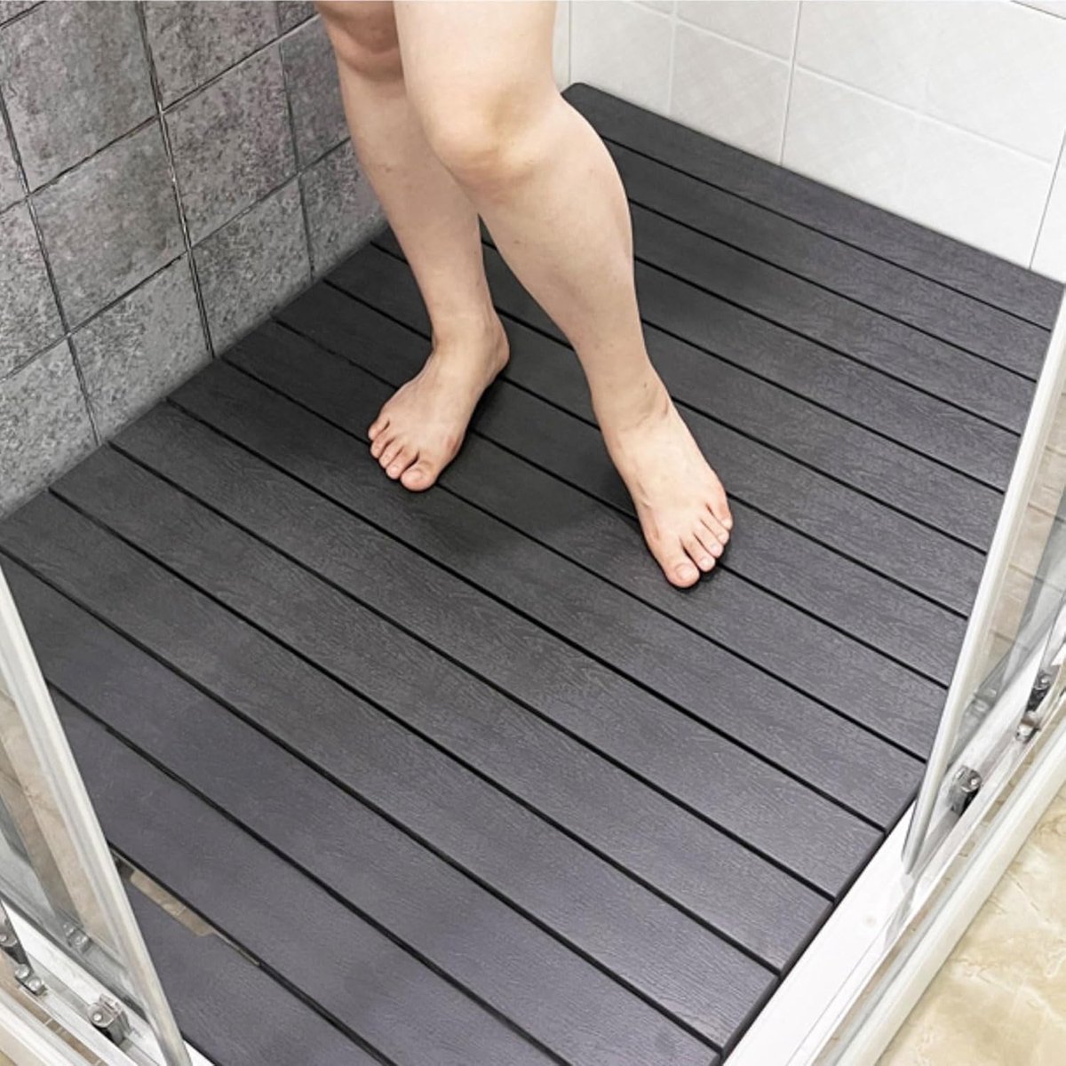 Badmat met afvoergaten - Douchevloer antislip - Veilig douchen - Elegant PS-polymeer - 70x