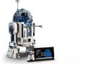 LEGO Star Wars R2-D2 model met een displaybord en een kleinere R2-D2 figuur.