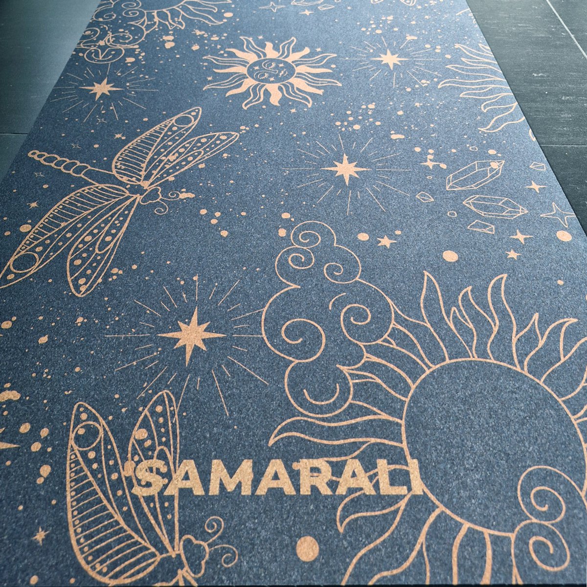 Samarali Cosmic Harmony - Donker Blauw - Kurk Yogamat XXL - Extra Lang en Breed - Antislip Natuurrubber - 200 x 68 x 0,4 cm