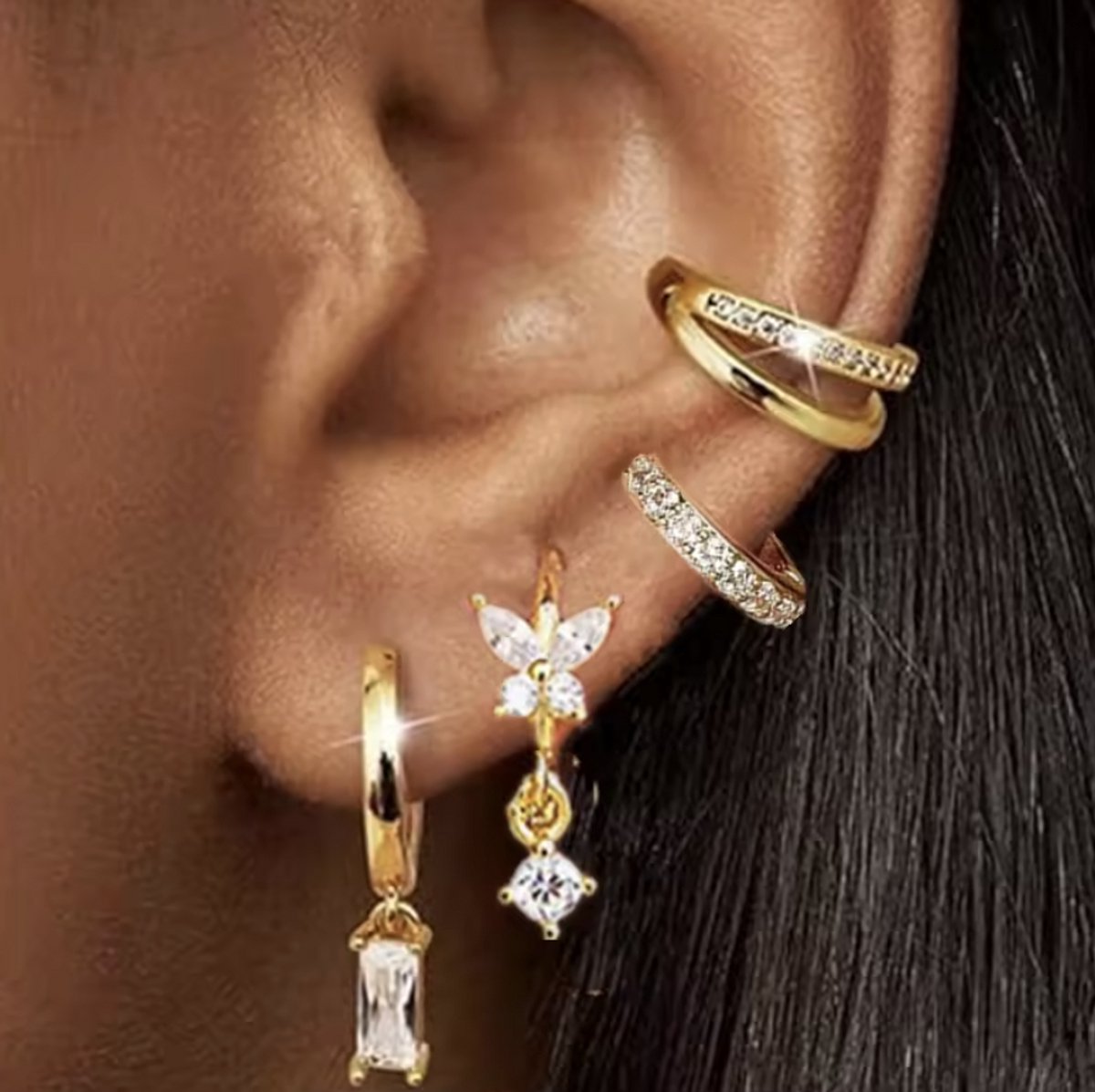 Oorbellen Set - 4 stuks - Kleur: Goud - Luxe Oorbellen - Incl. Cadeauverpakking - Oorhangers / Oorring / Oorknopjes - Hoge Kwaliteit RVS - Stainless Steel / Roestvrijstaal - Verkleurt Niet - Oorbellen Set - Oorbellen Vrouwen / Dames