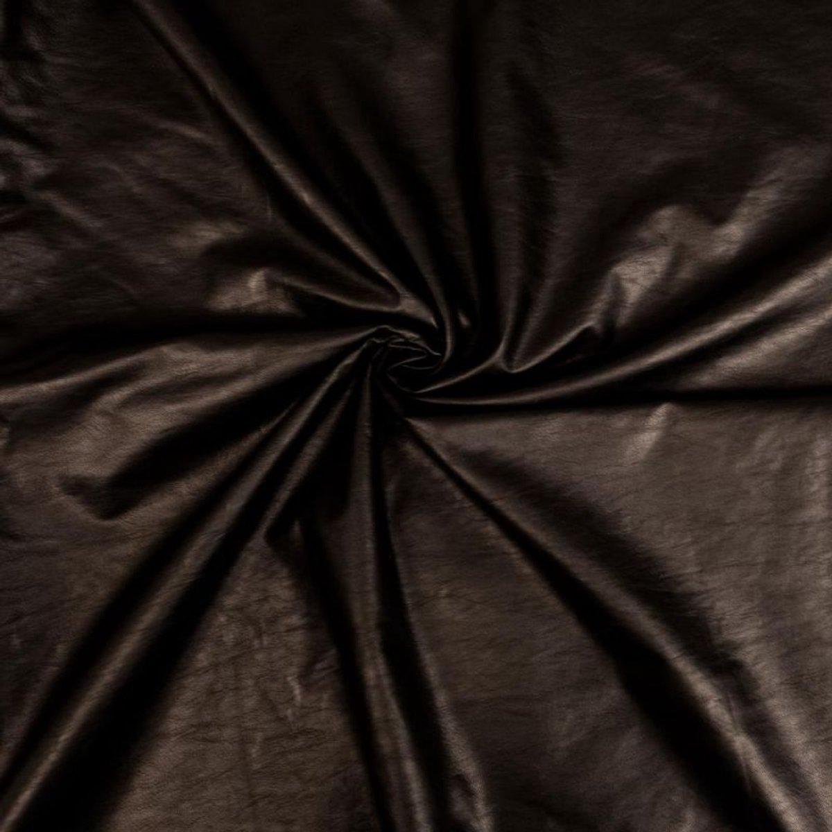 Kunstleer voor Kleding Zwart – Lederlook met Viscose Achterzijde – 135 cm Breed – Oeko-Tex – 225 g/m² – Geweven Uni Stof