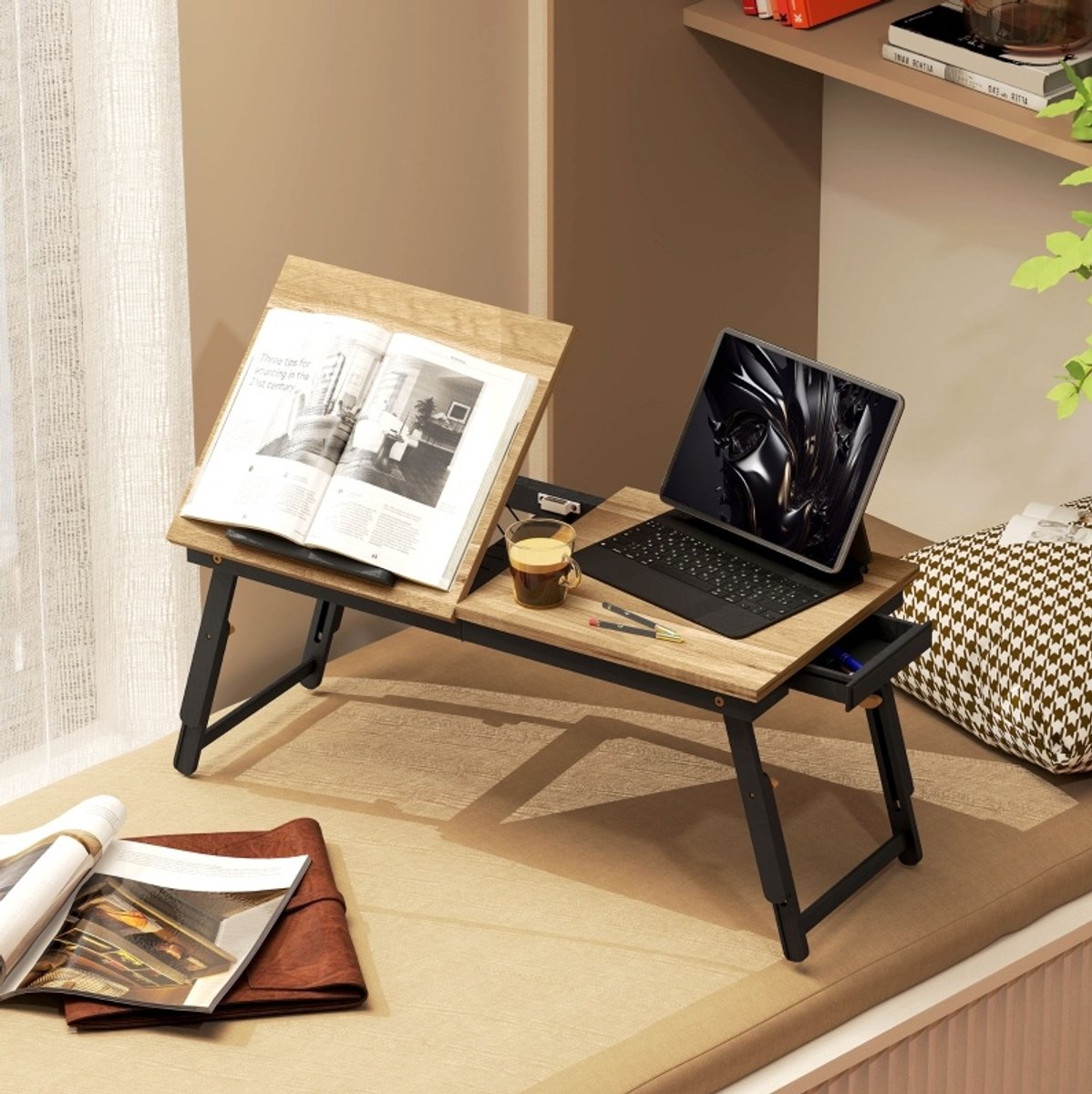 MIVRAY Bedtafel – Hoogteverstelbaar En Kantelbaar – 83,5 x 33 x 23,5-34 cm – Bamboe En MDF – Eikenkleur – Opklapbaar Met Lade
