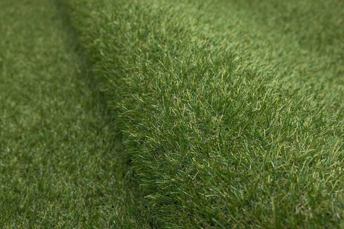 Kunstgras Laguna 18mm Groen 2m Breed - Op Maat Geknipt