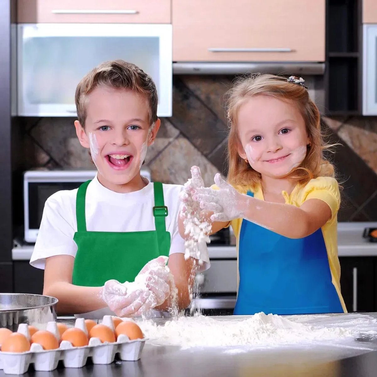 4-delige kinderschortenset Geschikt voor zakje, verstelbaar kookschort Geschikt voor koken, bakken en schilderen (groen, oranje, rood, blauw, maat M Geschikt voor 7-13 jaar)