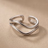 Lundholm Shelby Ring Dames Zilverkleurig – Premium Stainless Steel Ringen Dames – Verstelbare Ring One Size – Elegante Minimalistische Open Ring Cadeautje Sieraad – Classy Damesring – Scandinavisch Design