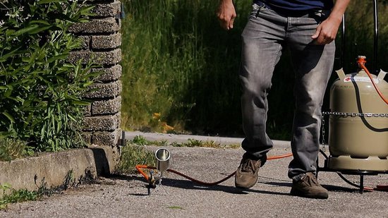 Aanwarmbrander Propaan - Onkruidbrander Gas - Terras Reinigen - Inclusief Slang Regelaar - 5 Meter Slang - Zwart — afbeelding 3