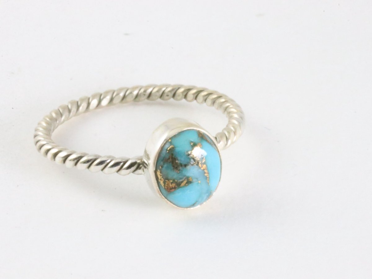 Fijne zilveren ring met blauwe koperturkoois - maat 20