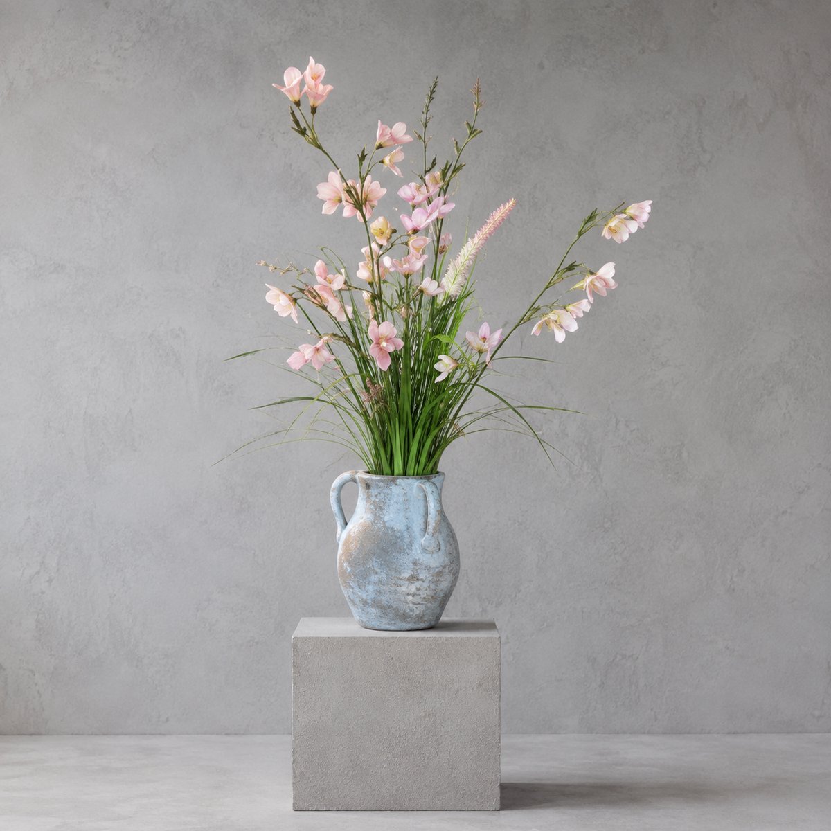 Seta Fiori Kunstbloemen in Kruik - Roze Veldboeket met Grassen - 75 cm - Seta Fiori