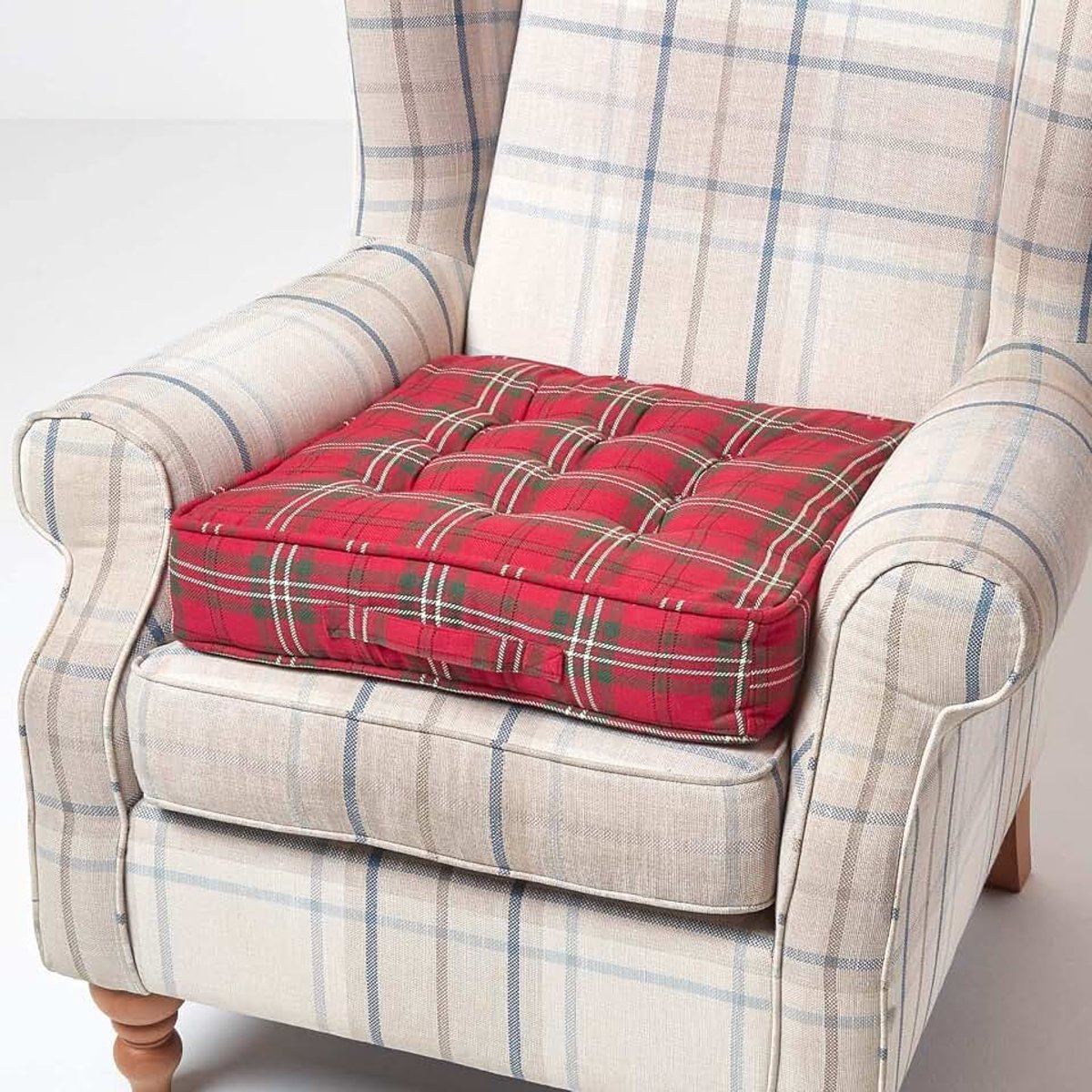 Extra hoog zitkussen orthopedisch met zitverhoger sta-op hulp ca. 50 x 50 x 10 cm, hoes gemaakt van katoenfluweel, vulling 100% polyester, ruitpatroon Edward Tartan rood groen geruit