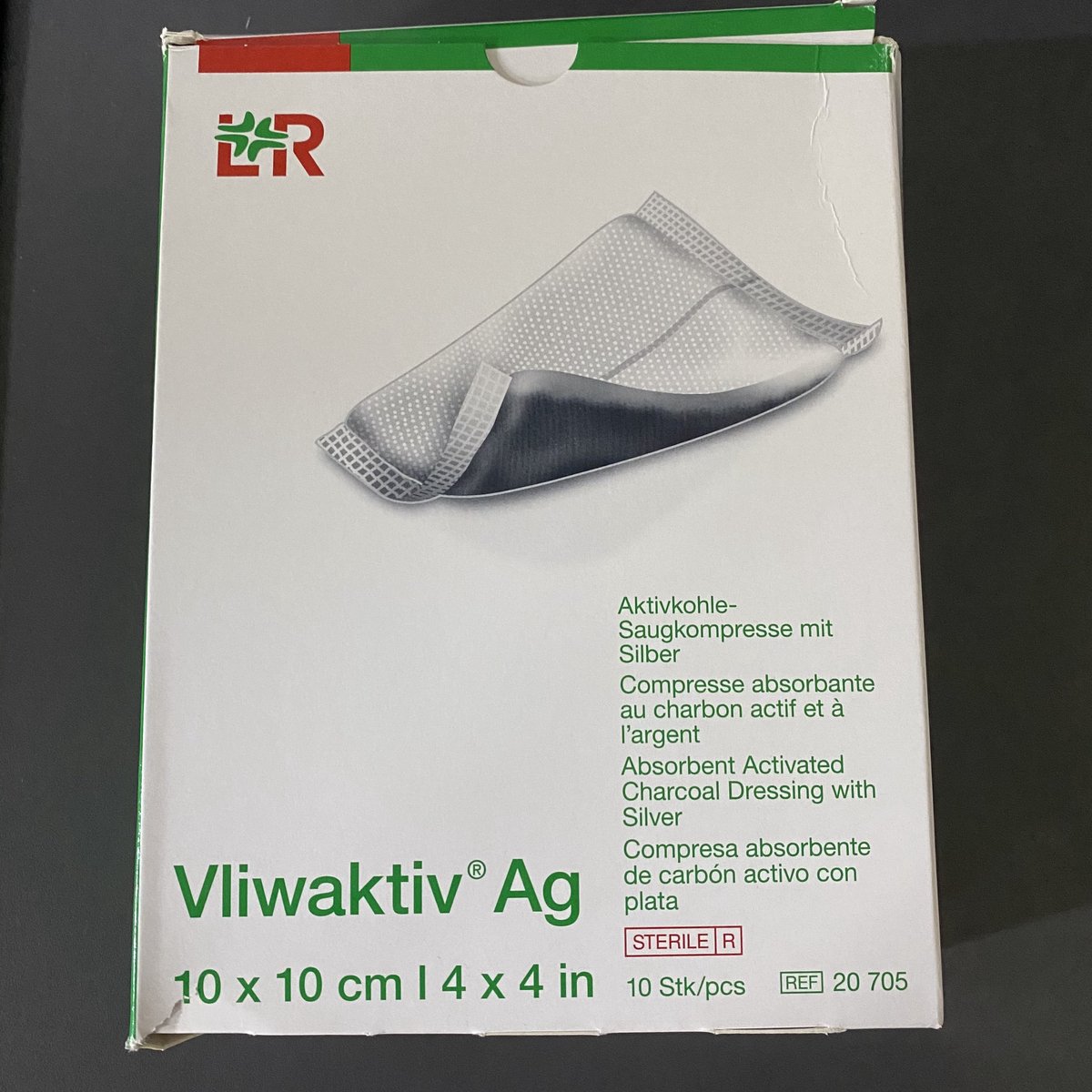 Lohmann & rauscher - Vliwaktiv AG - absorberend kompres - koolstof en zilver - 10 x 10 cm