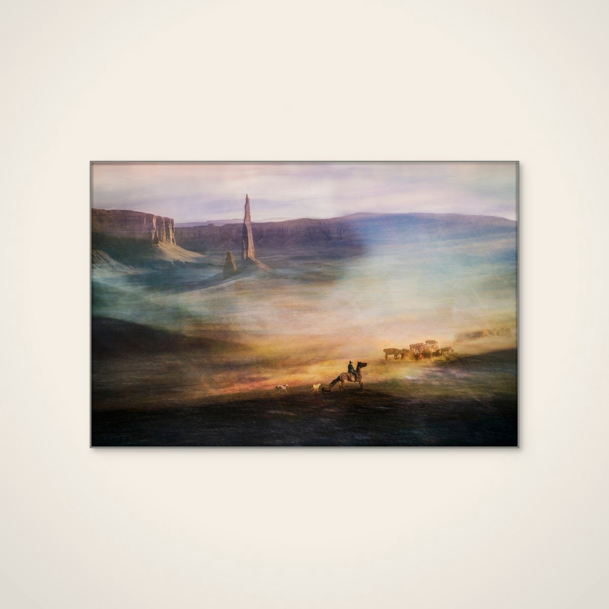 Akoestisch schilderij - 90 x 60 cm - Misty Western Cattle Drive van Shenshen Dou - Abstracte wanddecoratie - zilver textielframe