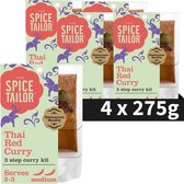 Vier verpakkingen Thaise Rode Curry van The Spice Tailor met een illustratie van olifanten en rode curry in de verpakking. Tekst: 4 x 275g