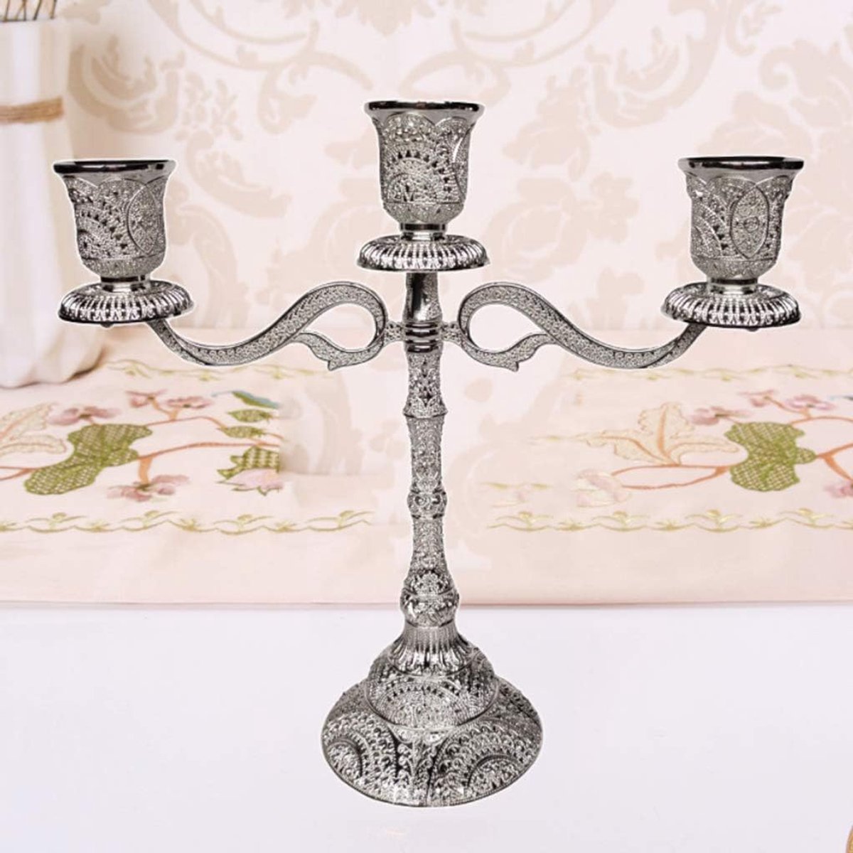 Kaarsenhouder Kandelaar - Decoratie Centerpiece - Woonkamer Decoratie - Antieke Europese Stijl - 22 x 13 x 9 cm - Zilver
