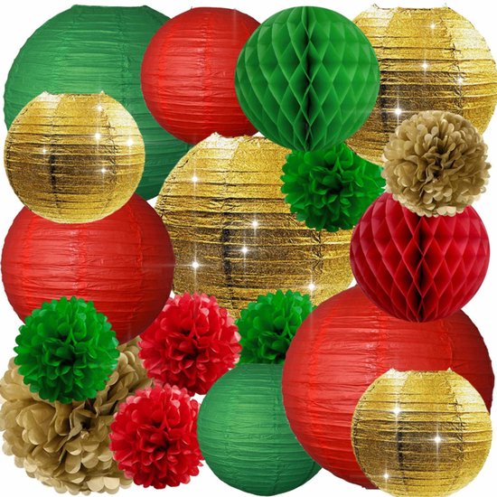 Een collage van feestelijke decoraties: ronde lampionnen, honingraatbollen en pompons in rood, groen en goud.